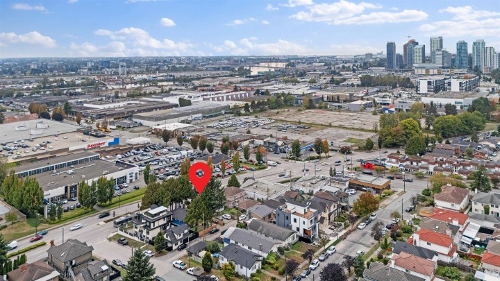 Photo 7 at 249 Se Marine Drive, South Vancouver, Vancouver East