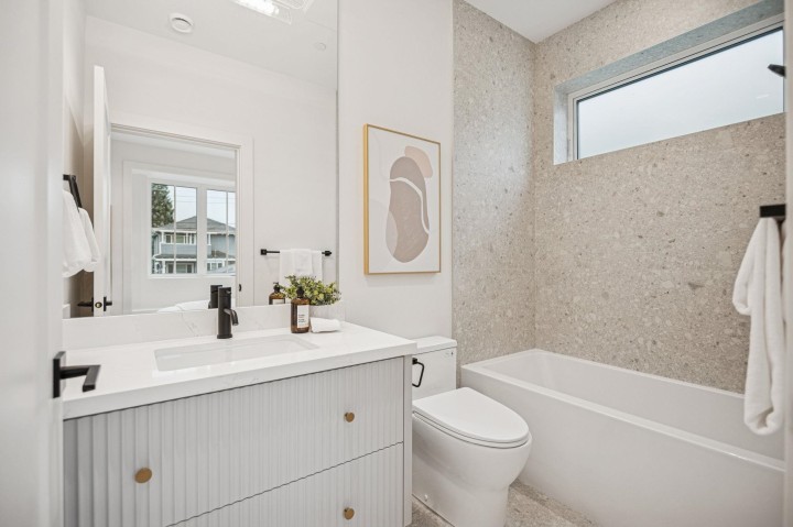 Photo 27 at 2 - 250 E 39th Avenue, Main, Vancouver East