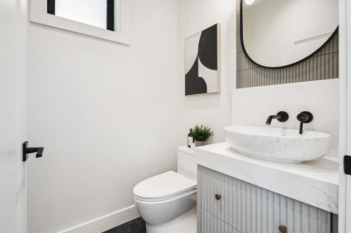 Photo 17 at 2 - 250 E 39th Avenue, Main, Vancouver East