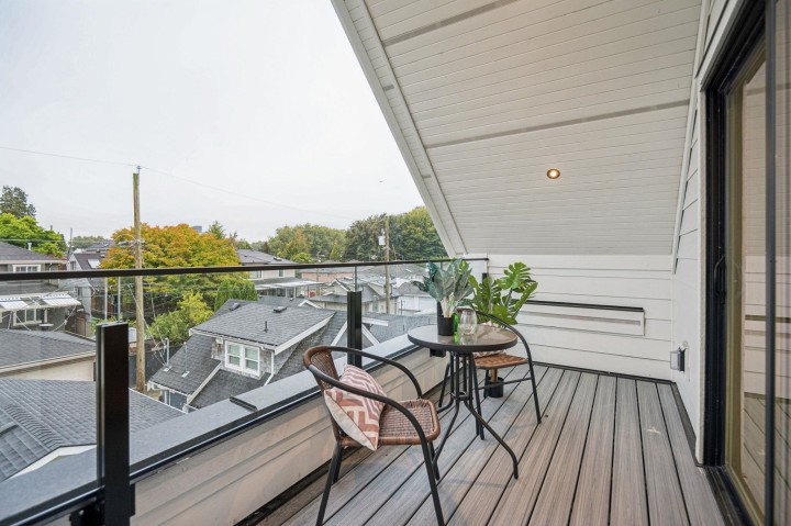 Photo 31 at 2 - 250 E 39th Avenue, Main, Vancouver East