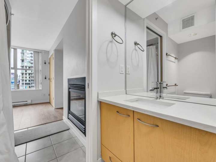 Photo 14 at 2104 - 969 Richards Street, Downtown VW, Vancouver West