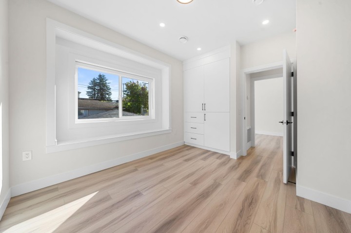 Photo 30 at 4318 Nanaimo Street, Collingwood VE, Vancouver East