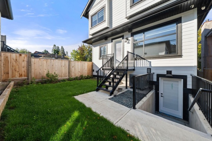 Photo 37 at 4318 Nanaimo Street, Collingwood VE, Vancouver East