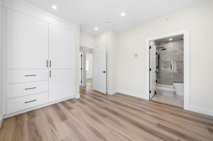 Photo 31 at 4318 Nanaimo Street, Collingwood VE, Vancouver East