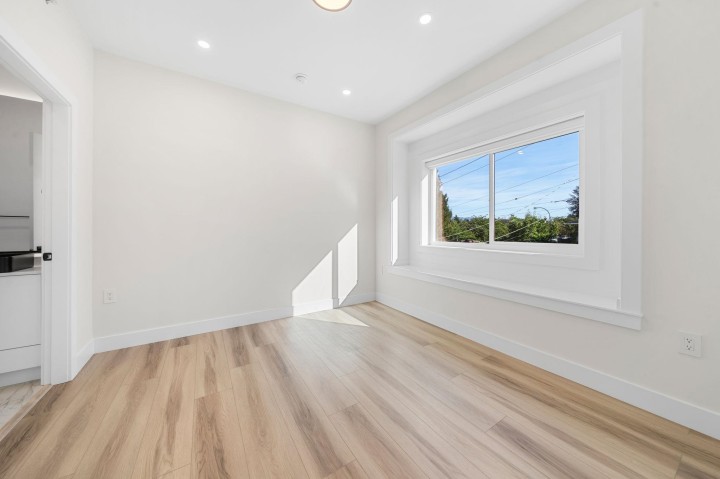 Photo 29 at 4318 Nanaimo Street, Collingwood VE, Vancouver East