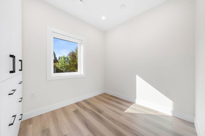 Photo 21 at 4318 Nanaimo Street, Collingwood VE, Vancouver East