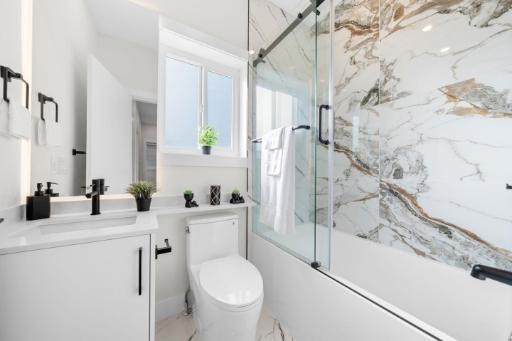 Photo 30 at 4320 Nanaimo Street, Collingwood VE, Vancouver East