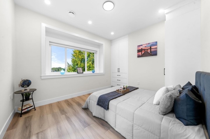 Photo 18 at 4320 Nanaimo Street, Collingwood VE, Vancouver East