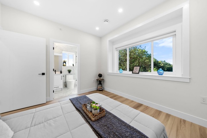 Photo 21 at 4320 Nanaimo Street, Collingwood VE, Vancouver East