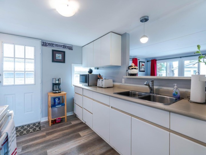 Photo 9 at 286 Tyee Drive, Park Royal, West Vancouver