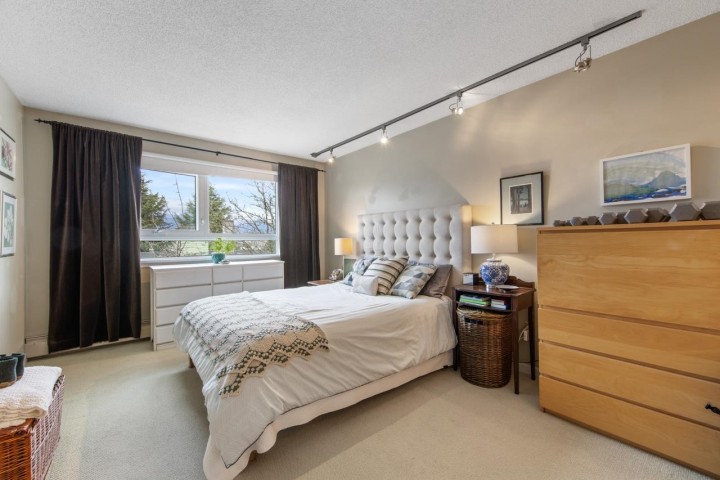 Photo 13 at 314 - 665 E 6th Avenue, Mount Pleasant VE, Vancouver East