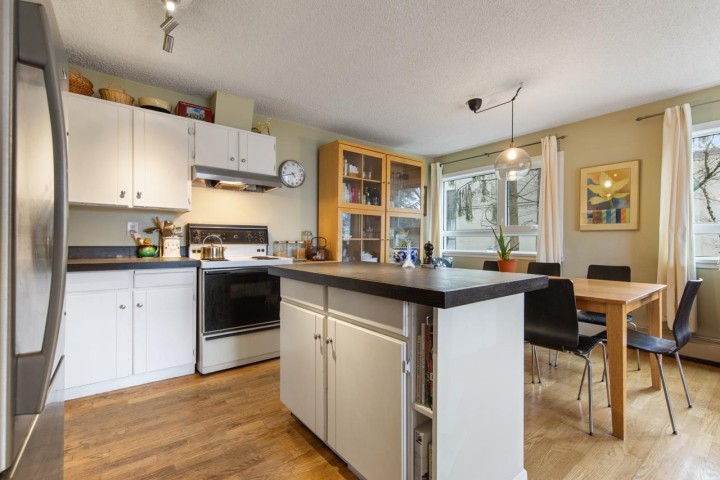 Photo 8 at 314 - 665 E 6th Avenue, Mount Pleasant VE, Vancouver East
