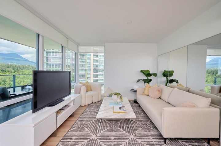 Photo 3 at 1701 - 1500 Fern Street, Lynnmour, North Vancouver