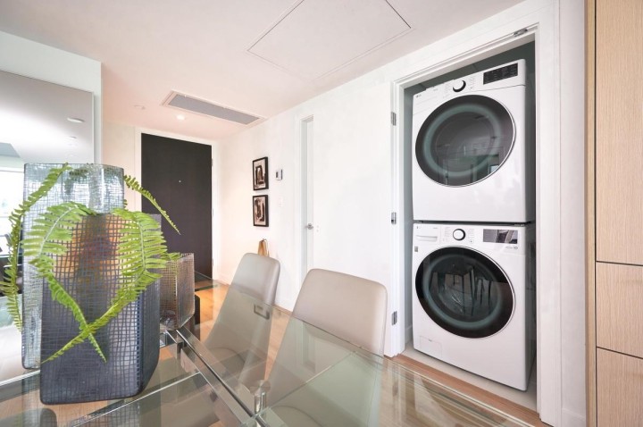 Photo 8 at 1701 - 1500 Fern Street, Lynnmour, North Vancouver