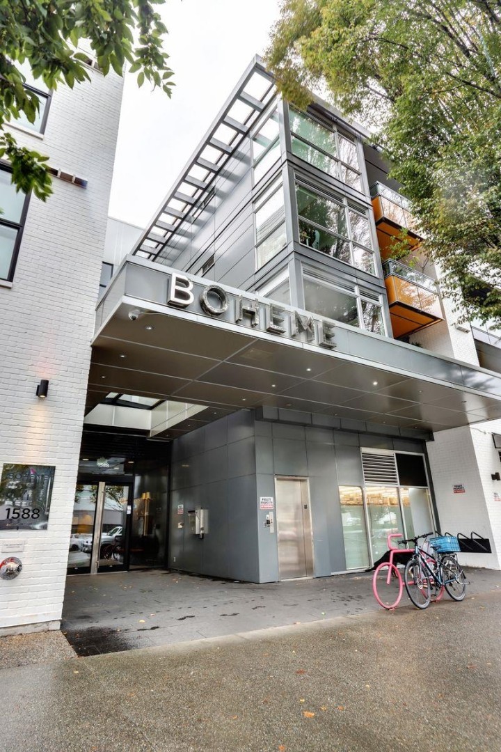 Photo 2 at 327 - 1588 E Hastings Street, Hastings, Vancouver East