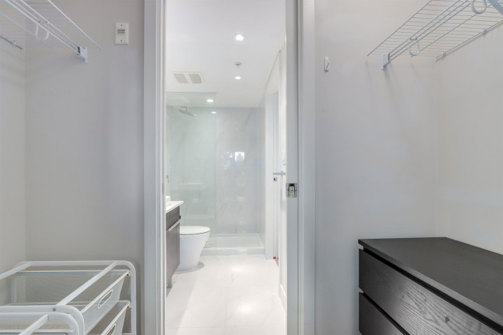 Photo 8 at 327 - 1588 E Hastings Street, Hastings, Vancouver East