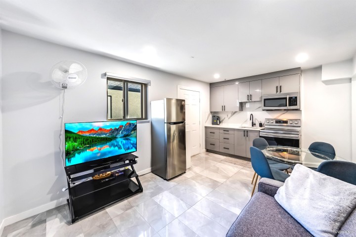 Photo 20 at 7778 Main Street, South Vancouver, Vancouver East