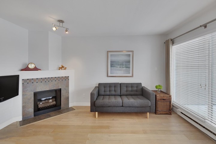 Photo 6 at 203 - 985 W 10th Avenue, Fairview VW, Vancouver West