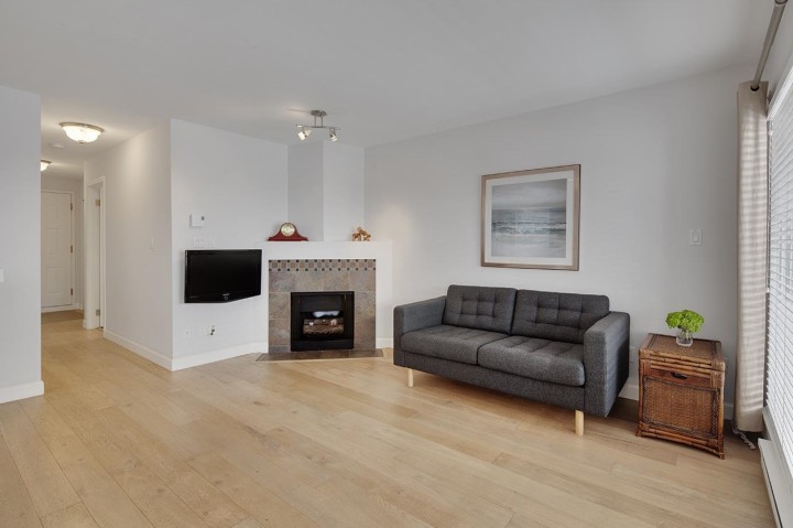 Photo 7 at 203 - 985 W 10th Avenue, Fairview VW, Vancouver West