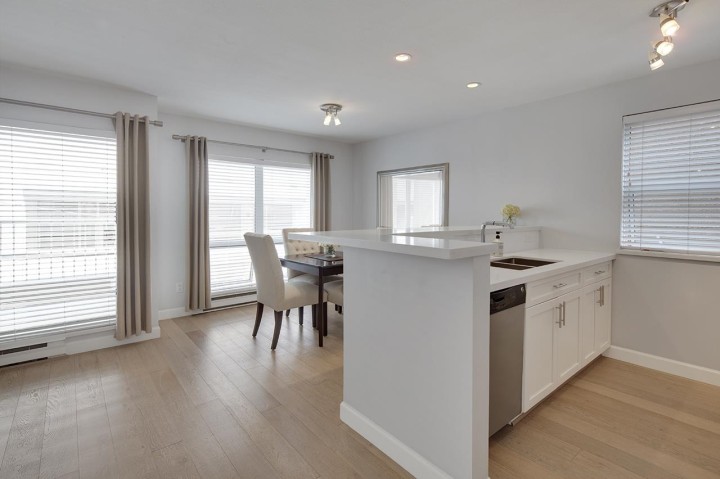 Photo 9 at 203 - 985 W 10th Avenue, Fairview VW, Vancouver West