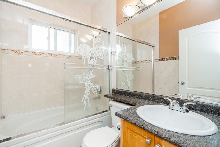 Photo 19 at 2887 E Georgia Street, Renfrew VE, Vancouver East