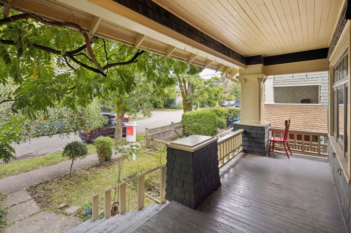 Photo 3 at 2239 Stephens Street, Kitsilano, Vancouver West