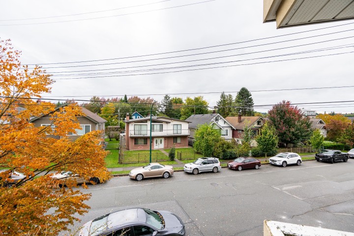 Photo 20 at 212 - 868 Kingsway, Fraser VE, Vancouver East