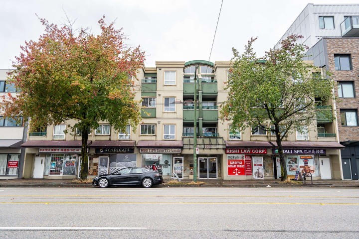 Photo 24 at 212 - 868 Kingsway, Fraser VE, Vancouver East