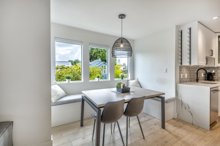 Photo 10 at 304 - 1665 Arbutus Street, Kitsilano, Vancouver West