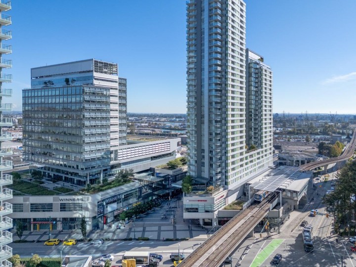 Photo 21 at 7599 Yukon Street, Marpole, Vancouver West