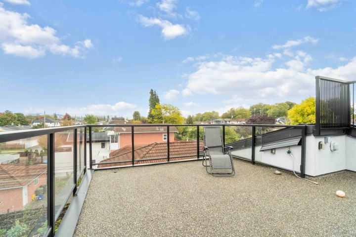 Photo 34 at 2577 Parker Street, Renfrew VE, Vancouver East