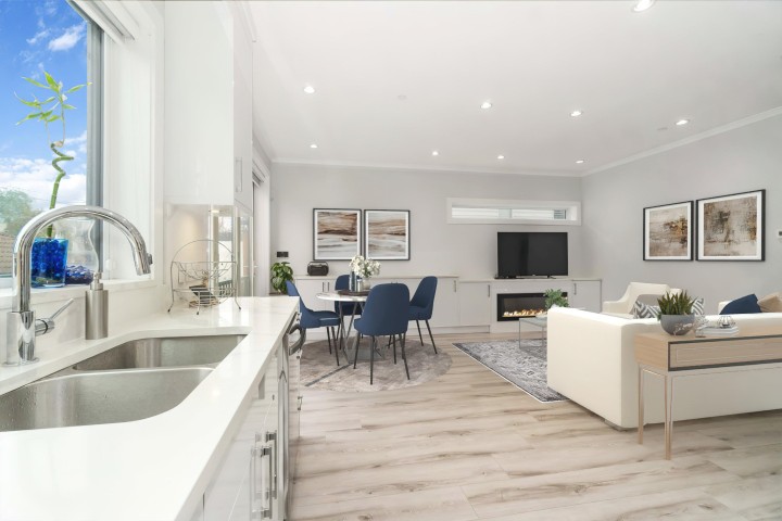 Photo 8 at 2577 Parker Street, Renfrew VE, Vancouver East