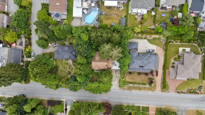 Photo 6 at 338 E Osborne Road, Upper Lonsdale, North Vancouver