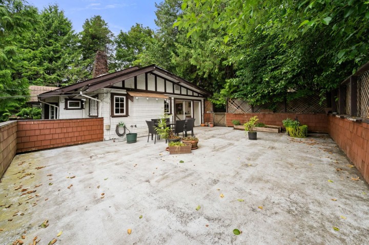 Photo 13 at 338 E Osborne Road, Upper Lonsdale, North Vancouver