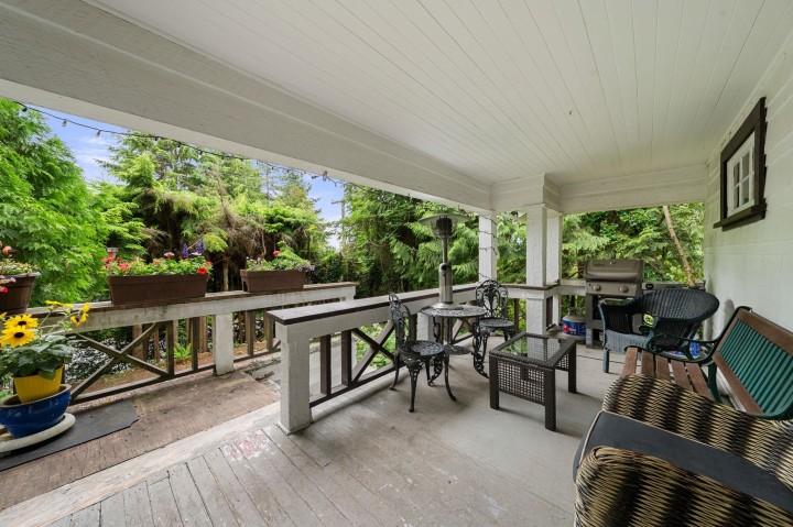 Photo 12 at 338 E Osborne Road, Upper Lonsdale, North Vancouver