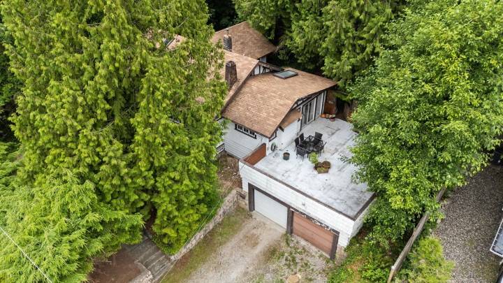 Photo 9 at 338 E Osborne Road, Upper Lonsdale, North Vancouver