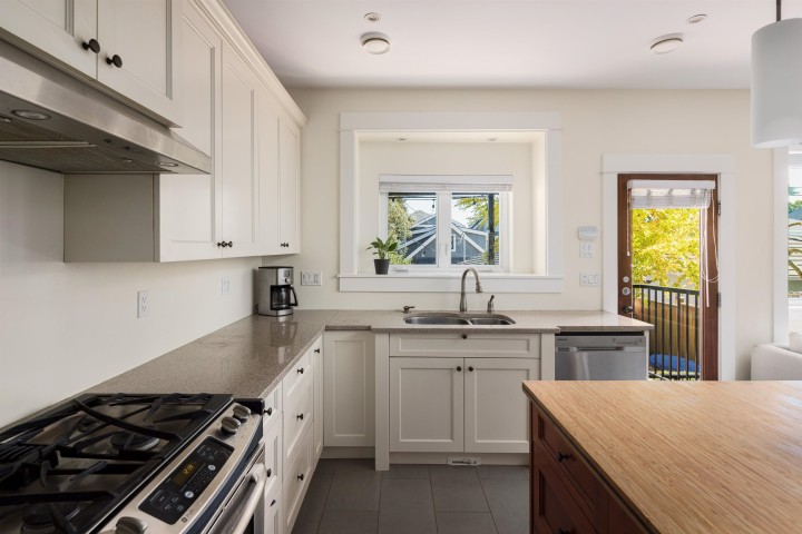 Photo 13 at 4804 Elgin Street, Knight, Vancouver East