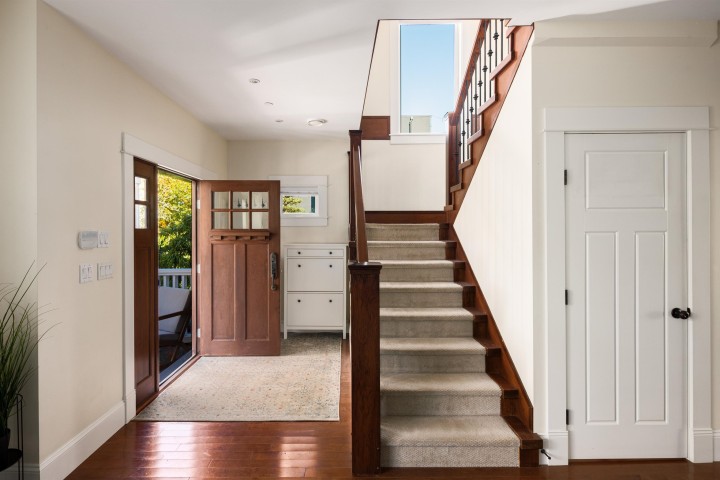 Photo 9 at 4804 Elgin Street, Knight, Vancouver East