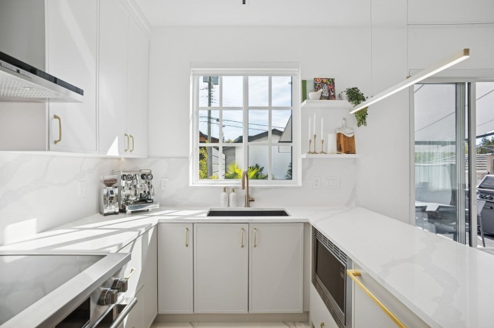 Photo 13 at 3634 W 29 Avenue, Dunbar, Vancouver West