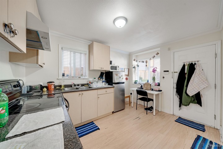 Photo 24 at 7531 Oak Street, South Granville, Vancouver West