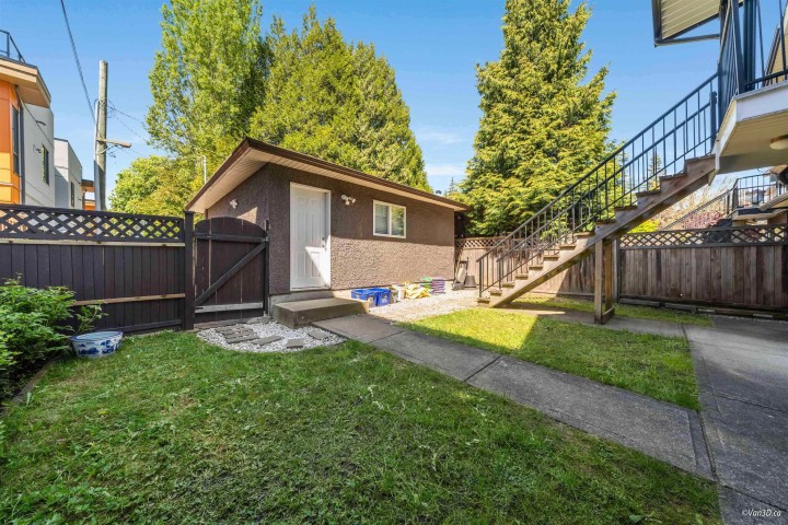 Photo 35 at 7531 Oak Street, South Granville, Vancouver West