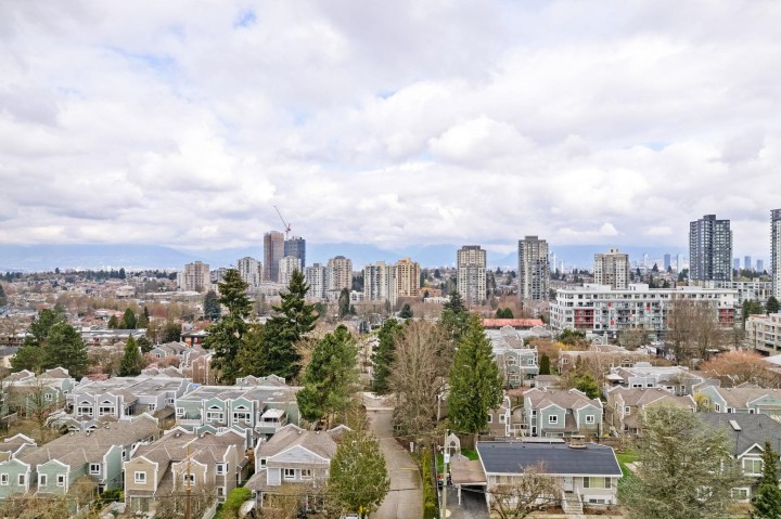 Photo 14 at 5878 Arlington Street, Killarney VE, Vancouver East