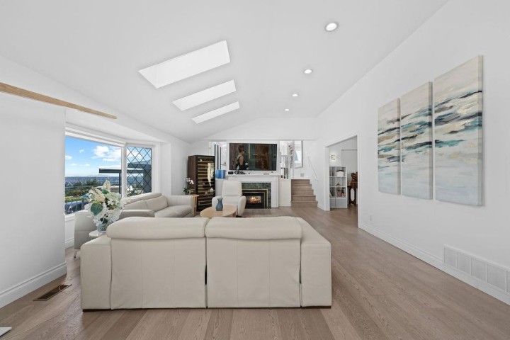 Photo 4 at 685 King Georges Way, British Properties, West Vancouver