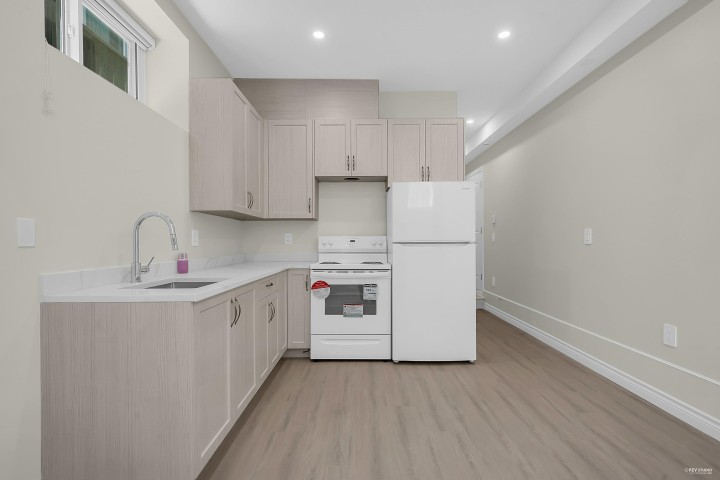 Photo 23 at 2936 E 2nd Avenue, Renfrew VE, Vancouver East