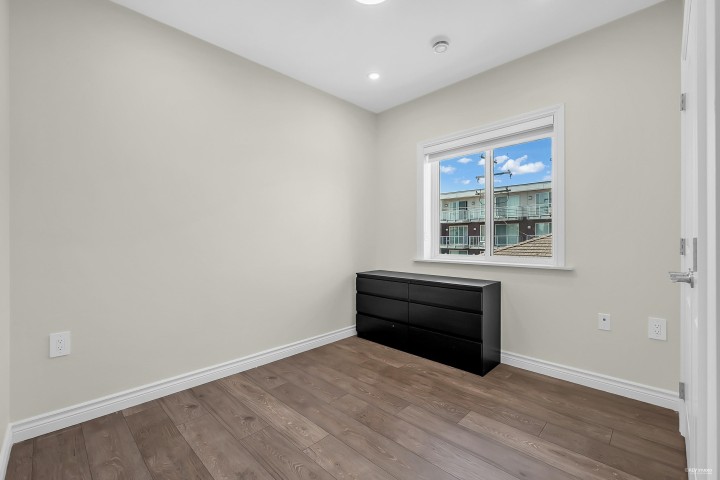 Photo 20 at 2936 E 2nd Avenue, Renfrew VE, Vancouver East