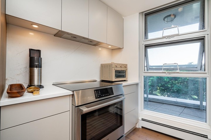 Photo 11 at 603 - 1318 Homer Street, Yaletown, Vancouver West