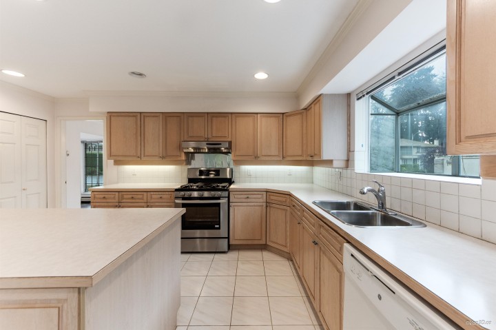 Photo 13 at 6633 Montgomery Street, South Granville, Vancouver West