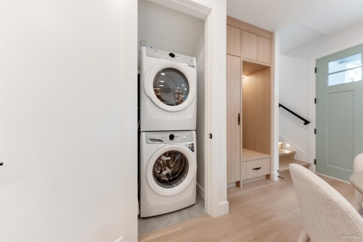 Photo 14 at 1 - 3121 E 46th Avenue, Killarney VE, Vancouver East