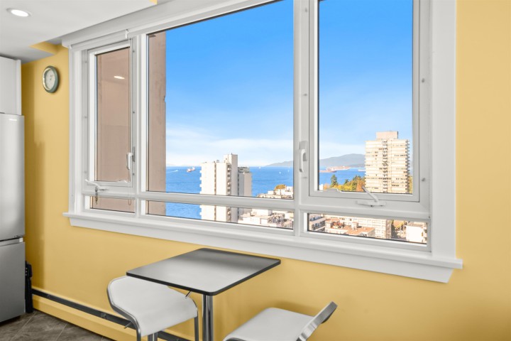 Photo 2 at 2006 - 1850 Comox Street, West End VW, Vancouver West