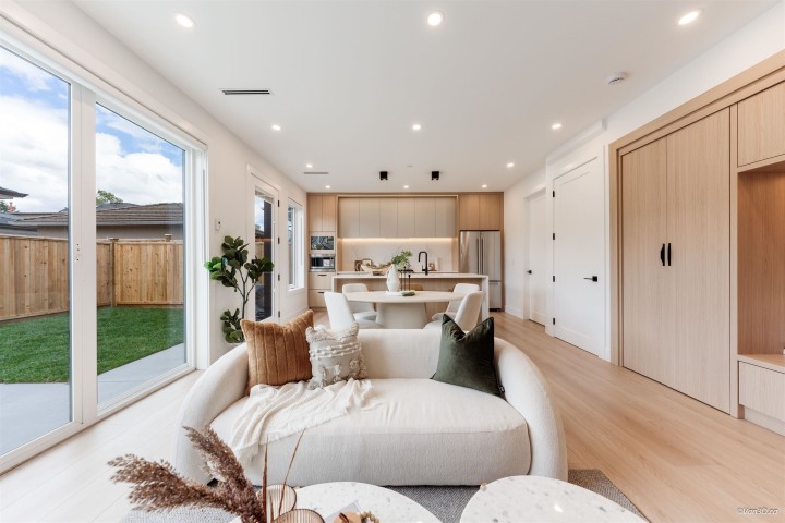 Photo 14 at 2 - 3121 E 46th Avenue, Killarney VE, Vancouver East